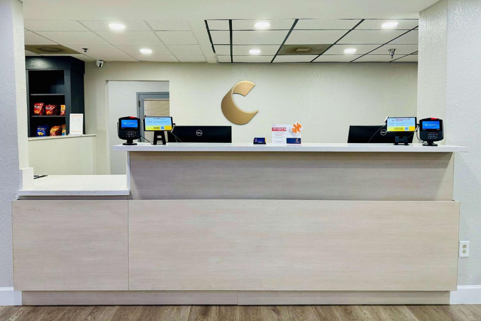 Comfort Inn & Suites Houston I-10 West Energy Corridor Exteriör bild