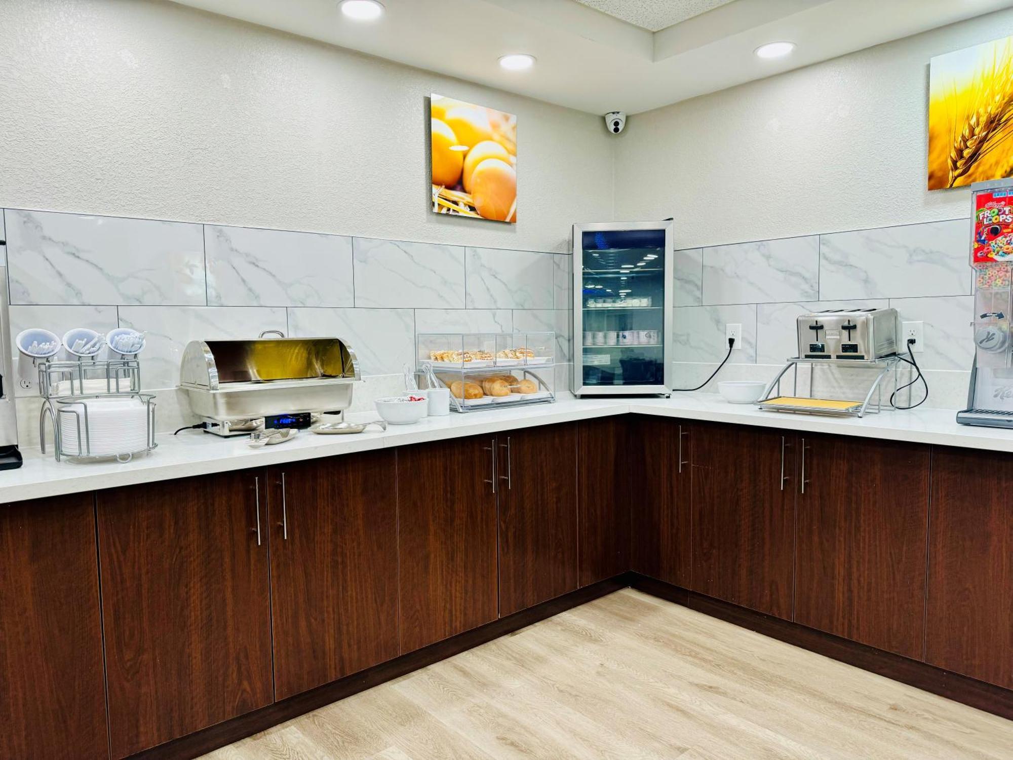 Comfort Inn & Suites Houston I-10 West Energy Corridor Exteriör bild