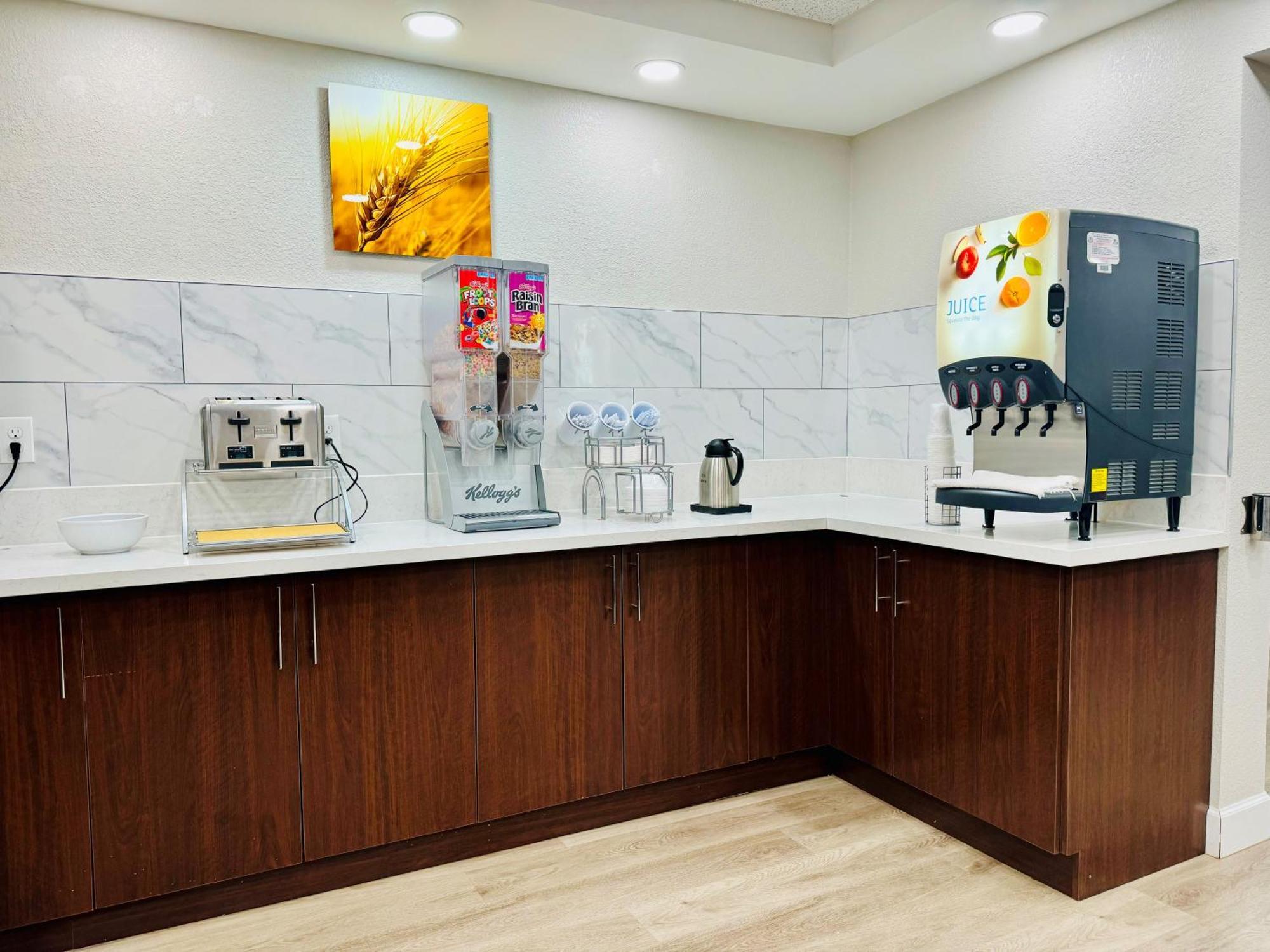 Comfort Inn & Suites Houston I-10 West Energy Corridor Exteriör bild