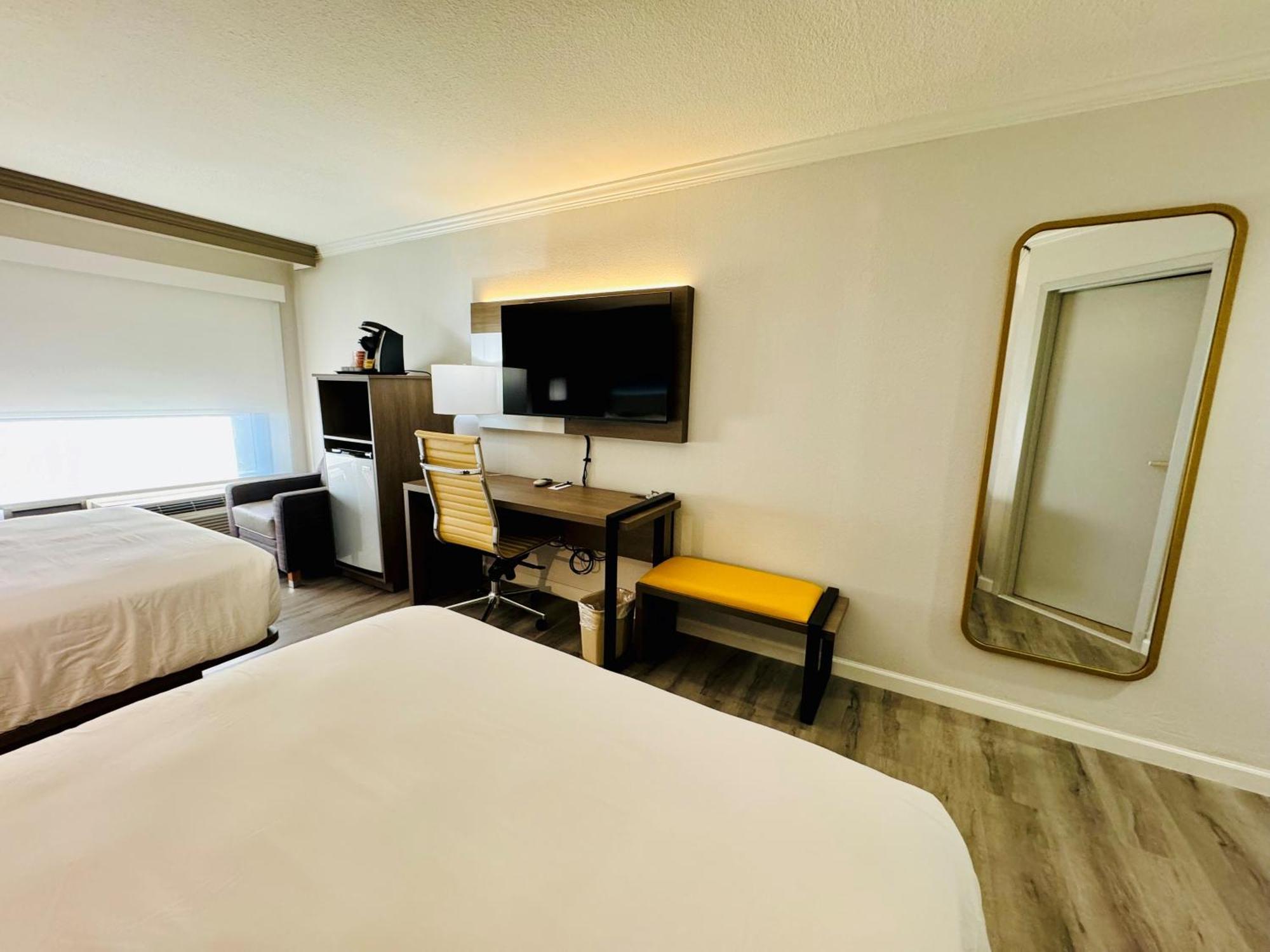Comfort Inn & Suites Houston I-10 West Energy Corridor Exteriör bild